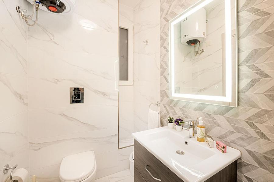 Atlantis Holiday Suites 마살폰 외부 사진